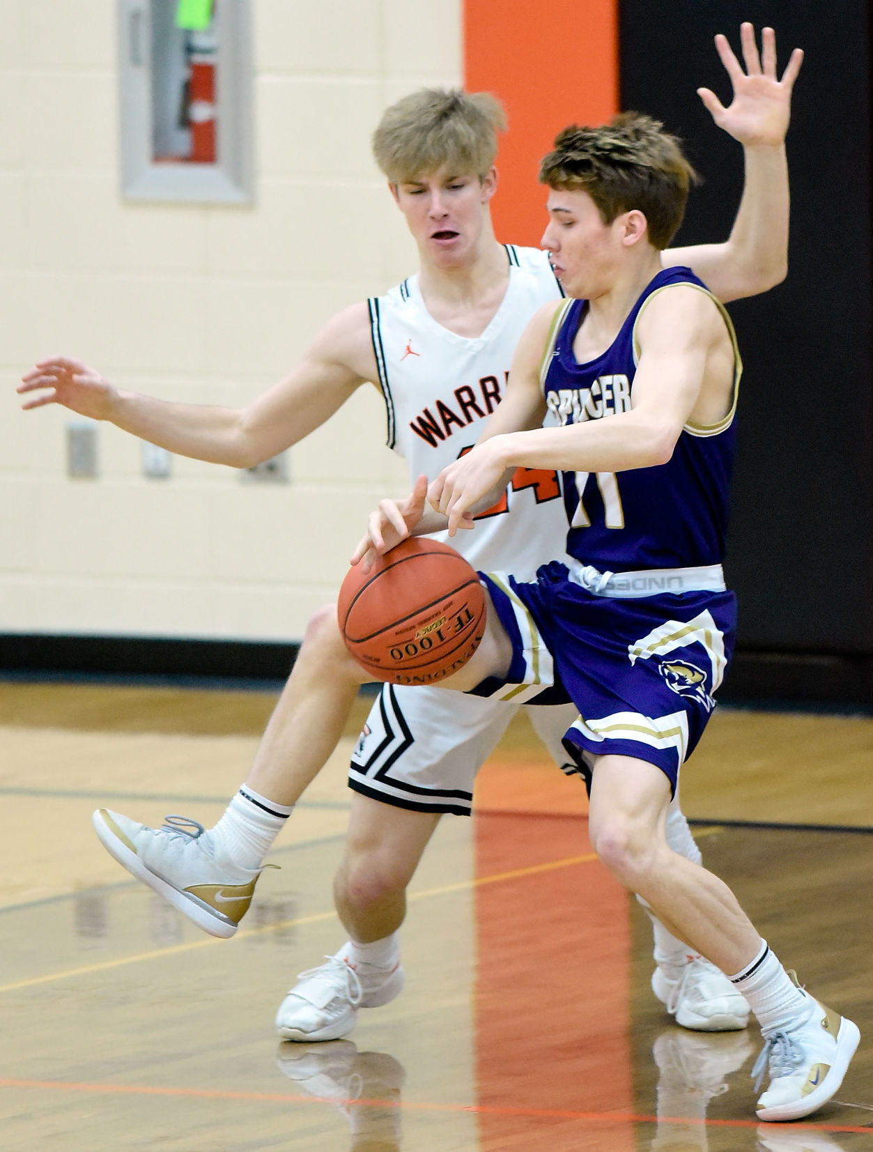 Basketball Spencer at Sergeant Bluff-Luton